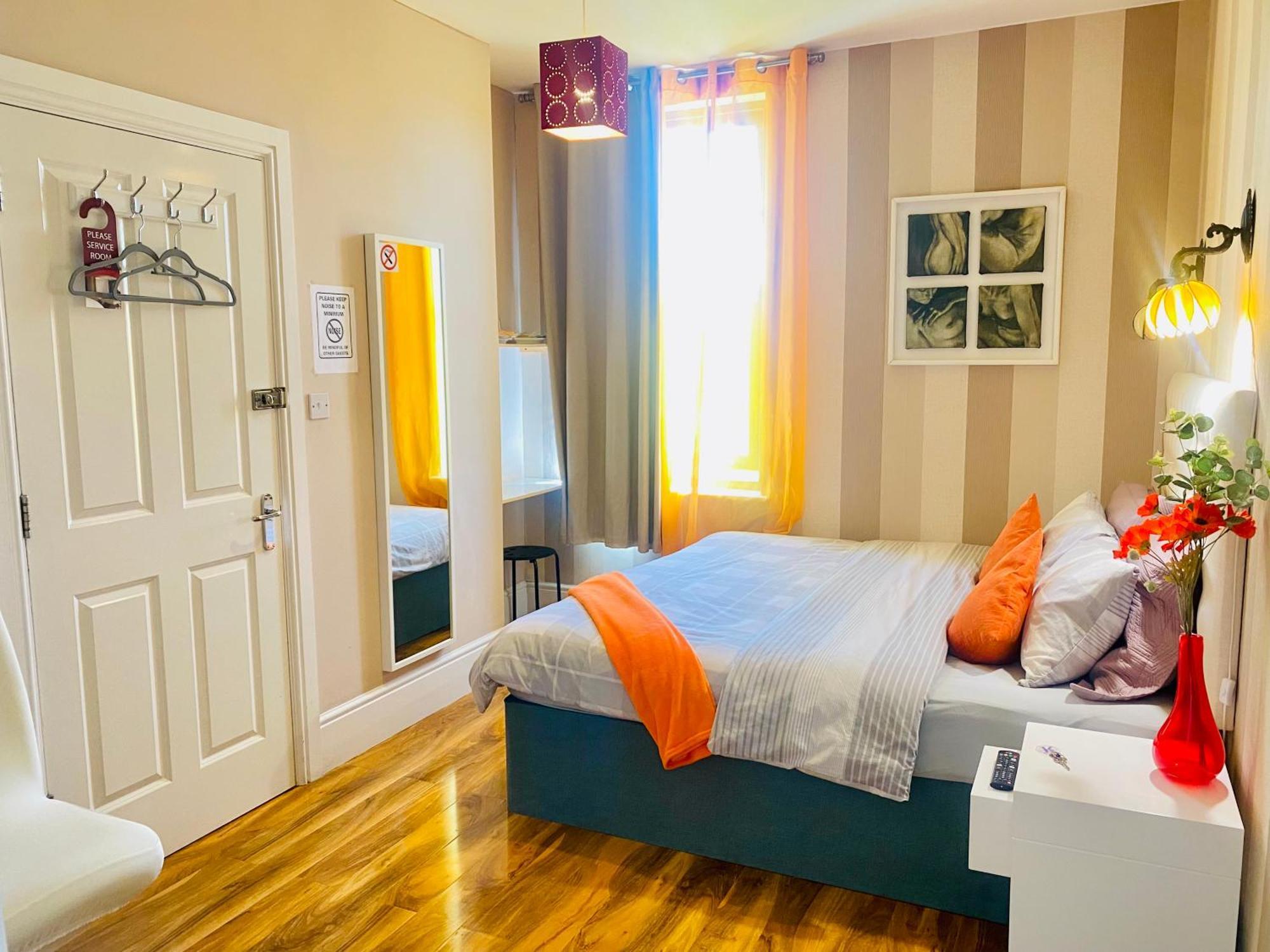 Upton Country Park Guest House Northampton Eksteriør billede