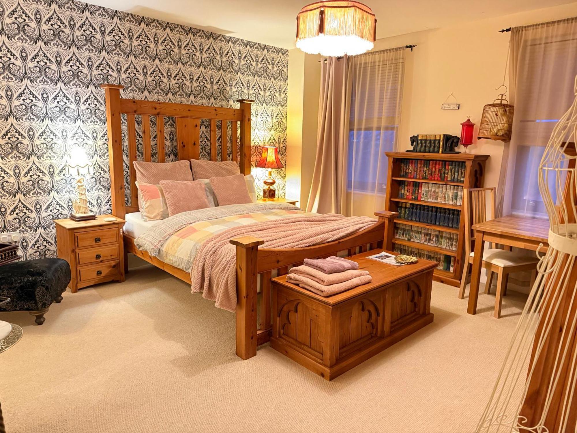 Upton Country Park Guest House Northampton Eksteriør billede